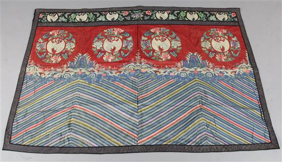 A Chinese Kesi red ground crane medallion table frontal, late Qing dynasty, 102 x 157cm